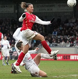 Images Dated 5th March 2007: Lianne Sanderson (Arsenal) Sue Smith (Leeds)