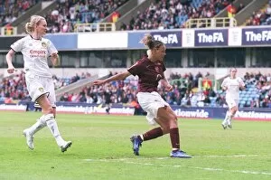 Images Dated 2nd May 2006: Lianne Sanderson scores Arsenals 5th goal