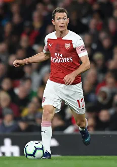 <b class=qtipBold><figcaption>Lichtsteiner 1 181022WAFC</figcaption></b><br><em>© Alan Walter</em> Lichtsteiner 1 181022WAFC