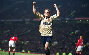 Man Utd V Arsenal Prints: Ljungberg's Stunner: Arsenal's Shocking Victory at Old Trafford (Man Utd 0-1 Arsenal)