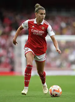Arsenal Women V Tottenham Hotspur Women 2022-23 Prints: London Derby: Arsenal vs. Tottenham in the FA Women's Super League (2022-23)