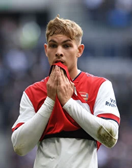 Tottenham Hotspur v Arsenal - The Mind Series 2021-22 Collection: London Derby Showdown: Emile Smith Rowe in Action for Arsenal vs. Tottenham Hotspur