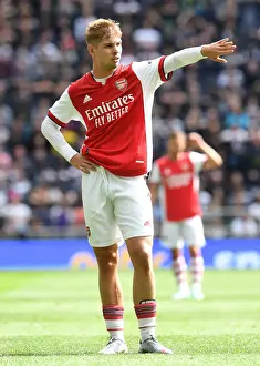 London Derby Showdown: Emile Smith Rowe in Action for Arsenal vs. Tottenham Hotspur