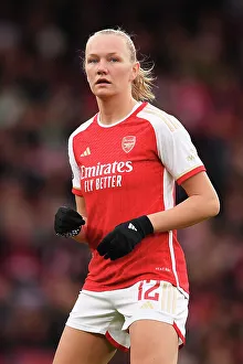 London Rivalry: Arsenal Women vs. Chelsea Women Clash in Barclays WSL at Emirates Stadium