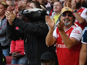 London's Greatest Rivalry: Arsenal vs. Tottenham in the Premier League - A Football Derby at Emirates Stadium