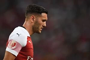 Arsenal v Atletico Madrid 2018-19 Collection: Lucas Perez vs Atletico Madrid: Clash at the International Champions Cup Singapore (2018)