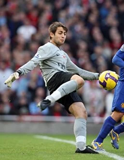Images Dated 8th November 2008: Lukasz Fabianski's Heroic Performance: Arsenal's 2-1 Victory Over Manchester United (08/11/08)