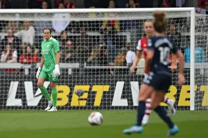 Lydia Williams: Unwavering Focus in Barclays FA WSL Action