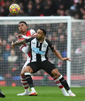 Magalhaes vs Wilson: A Premier League Showdown at Emirates Stadium