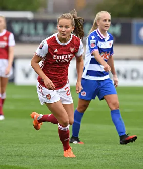Malin Gut in Action: Arsenal Women vs Reading Women, Barclays FA WSL Match