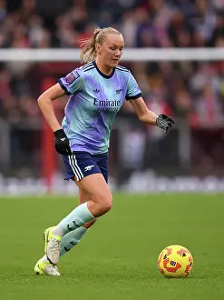 Manchester United v Arsenal - Barclays Women's Super League