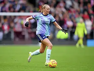 Manchester United Women V Arsenal Women 2024-25 Prints: Manchester United v Arsenal - Barclays Women's Super League