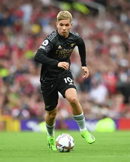 Manchester United vs. Arsenal: Smith Rowe Shines in Premier League Showdown (2022-23)