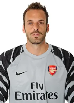 Previous Season Players Prints: Manuel Almunia at Arsenal 1st Team Photocall and Membersday, Emirates Stadium (2010)