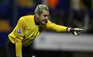Portsmouth V Arsenal Prints: Manuel Almunia: The Unyielding Guardian of Arsenal's Goal at Fratton Park