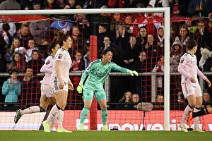 Images Dated 20th April 2023: Manuela Zinsberger in Action: Arsenal vs Manchester United, Barclays Women's Super League