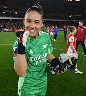 Manuela Zinsberger's Emotional Reaction: Arsenal Women Celebrate FA WSL Victory over Tottenham Hotspur