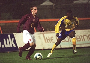 Images Dated 15th November 2005: Mark Elston (Arsenal) Eddi Anaclet (Southampton)