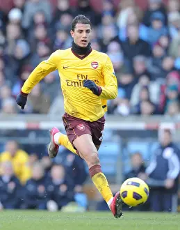 Marouane Chamakh (Arsenal). Aston Villa 2: 4 Arsenal. Barclays Premier League