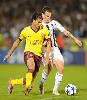 Marouane Chamakh (Arsenal) Marko Jovanovic (Partizan). Partizan Belgrade 1: 3 Arsenal