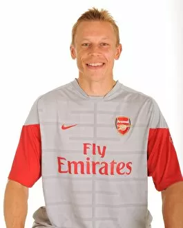 1st Team Player Images 2009-10 Collection: Mart Poom (Arsenal goalkeeping coach)