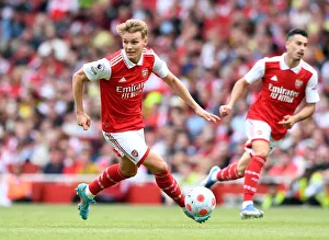 Arsenal V Everton 2021-22 Prints: Martin Odegaard in Action: Arsenal vs Everton, Premier League 2021-22