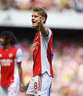 Arsenal V Leeds United 2021_22 Prints: Martin Odegaard in Action: Arsenal vs Leeds United, Premier League 2021-22