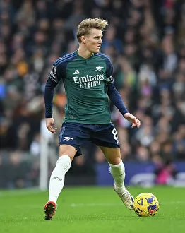 Martin Odegaard in Action: Fulham vs. Arsenal, Premier League 2023-24