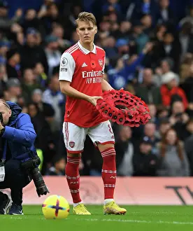 Martin Odegaard Pays Tribute at Stamford Bridge Ahead of Chelsea vs. Arsenal (Premier League 2022-23)