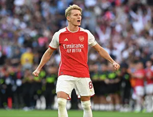 Martin Odegaard Scores the Decisive Penalty: Arsenal Secures FA Community Shield Victory over Manchester City