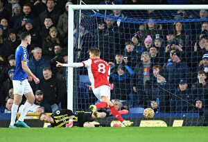 Images Dated 6th December 2021: Martin Odegaard Scores Thrilling Winner: Everton vs Arsenal, Premier League 2020-21