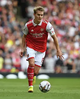 Martin Odegaard vs. Tottenham: Arsenal's Midfield Battle at Emirates Stadium, 2022-23 Premier League