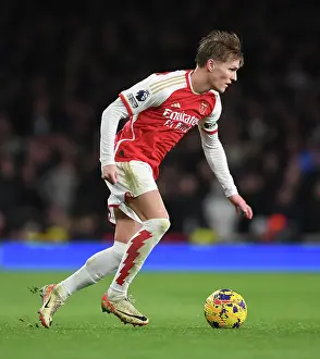 Martin Odegaard's Brilliant Display: Arsenal's Dominance Over West Ham United in the 2023-24 Premier League