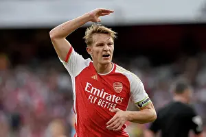 Martin Odegaard's Emotional Moment: Arsenal vs Manchester City, 2023-24 Premier League