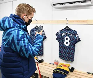 Martin Odegaard's Focus: Arsenal's Changing Room Moment before Leeds United Clash (Premier League 2021-22)