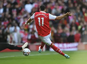 Martinelli Strikes First: Arsenal's Thrilling Win Against Liverpool in the Premier League 2022-23