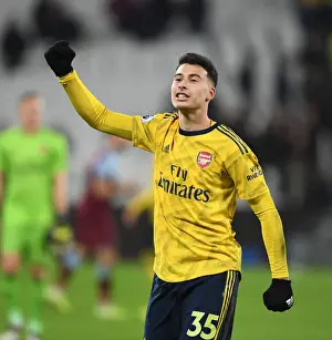 Martinelli's Goal: Arsenal Celebrate at London Stadium vs West Ham United (Premier League 2019-20)