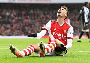 Images Dated 27th November 2021: Martinelli's Star Performance: Arsenal's Triumph Over Newcastle United in the Premier League 2021-22