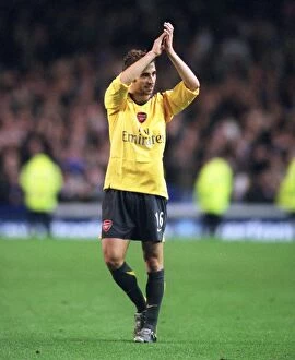 Images Dated 9th November 2006: Mathieu Flamini (Arsenal) claps the fans at the end of the match