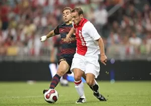 Flamini Mathieu Collection: Mathieu Flamini (Arsenal) Wesley Sneijder (Ajax)
