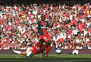 Arsenal V Paris Saint Germain 2007-08 Prints: Mathieu Flamini scores Arsenals 1st goal