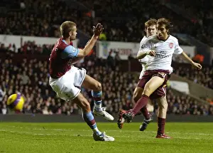 Mathieu Flamini shoots past Olof Mellberg to score the 1st Arsenal goal