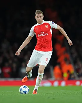 Arsenal V Olympiacos 2015/16 Prints: Per Mertesacker in Action: Arsenal vs. Olympiacos, UEFA Champions League 2015/16