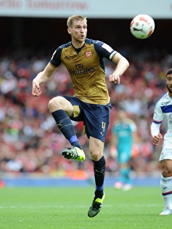 Arsenal V Olympique Lyonnais - Emirates Cup 2015/16 Prints: Per Mertesacker in Action: Arsenal vs Lyon, Emirates Cup 2015