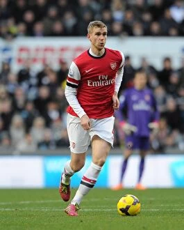 Newcastle United Collection: Per Mertesacker in Action: Arsenal vs. Newcastle United, Premier League (2013-14)