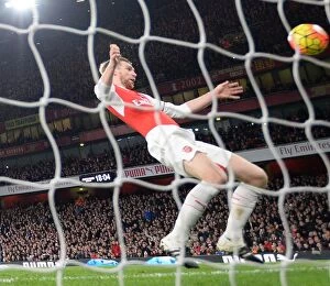 Images Dated 28th December 2015: Per Mertesacker (Arsenal). Arsenal 2: 0 Bournemouth