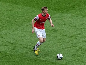 Arsenal V Manchester United 2012-13 Prints: Per Mertesacker: Arsenal's Defensive Wall Against Manchester United (2012-13)