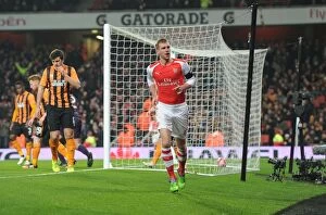 Images Dated 4th January 2015: Per Mertesacker's FA Cup Winning Goal for Arsenal vs Hull City (2014-15)