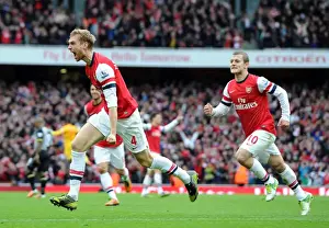 Per Mertesacker's Thriller: Arsenal's First in a 5-2 Victory Over Tottenham