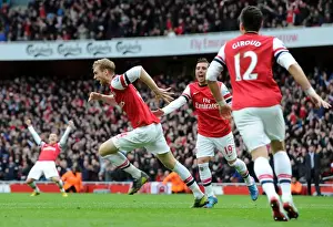Per Mertesacker's Thrilling Goal: Arsenal's First in a 5-2 Victory over Tottenham